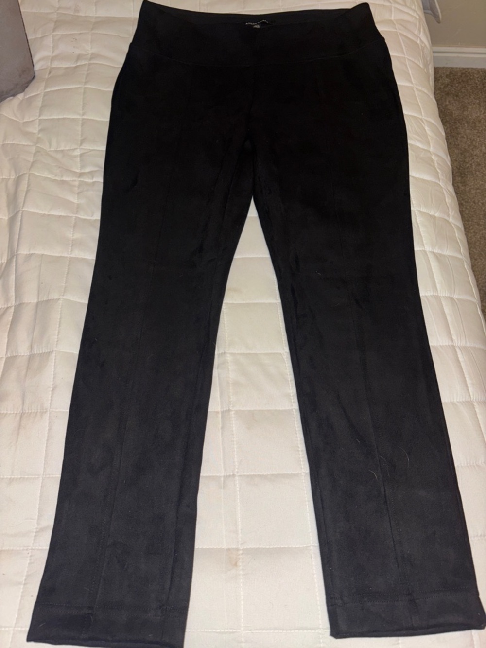 Andrew Marc Women's Black Stretch Straight-Leg Pants